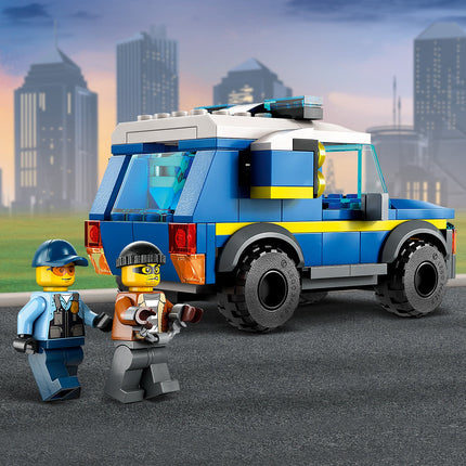 LEGO® City - Mentő járművek központja (60371)