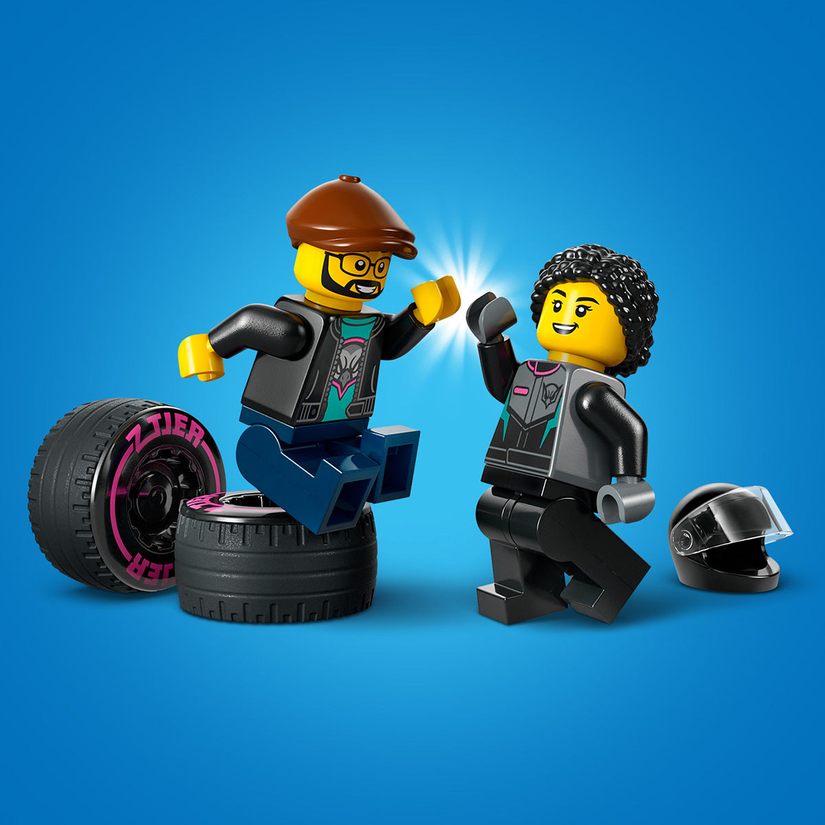 LEGO® City - Trkački auto i auto-transporter (60406)