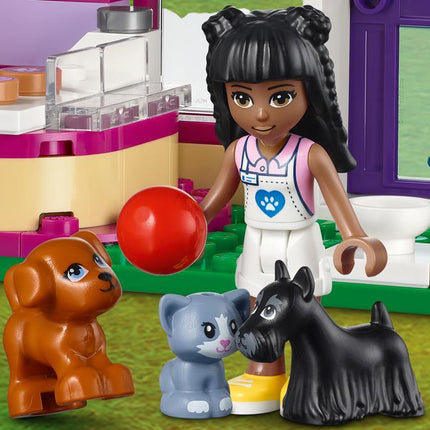 LEGO® Friends - Kisállat örökbefogadó kávézó (41699)