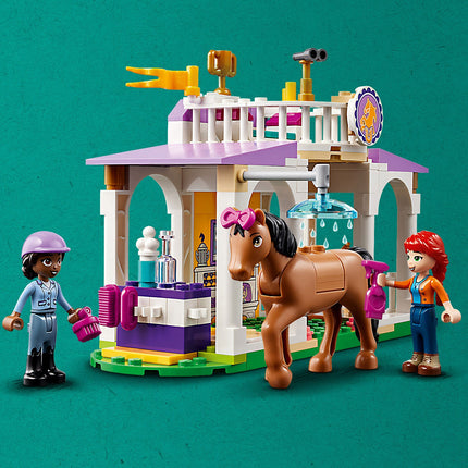 LEGO® Friends - Új lovasiskola (41746)