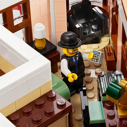 LEGO® Icons - Boutique Hotel (10297)