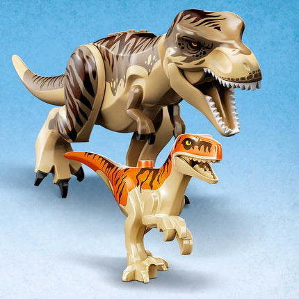 LEGO® Jurassic World - T-Rex és Atrociraptor dinoszaurusz szökése (76948)