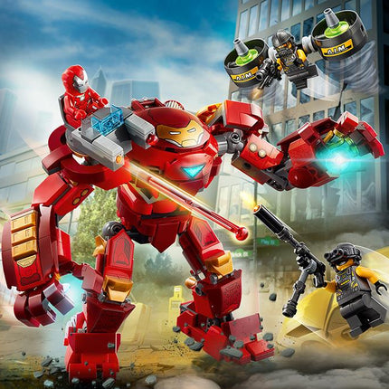 LEGO® Marvel - Vasember Hulkbuster az A.I.M Ügynök elle (76164)