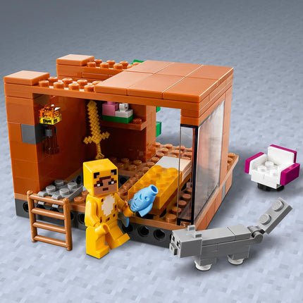 LEGO® Minecraft® - A modern lombház (21174)