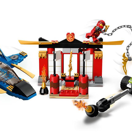 LEGO® NINJAGO® - Viharharcos csata (71703)