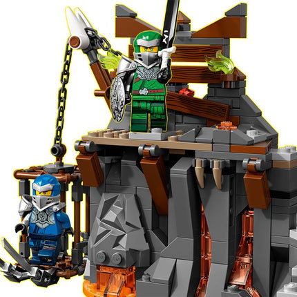 LEGO® NINJAGO® - Utazás a koponyás tömlöcökbe (71717)