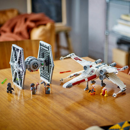 LEGO Star Wars (75393)