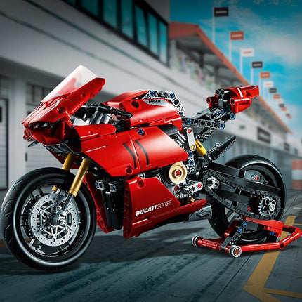 LEGO® Technic - Ducati Panigale V4 R (42107)