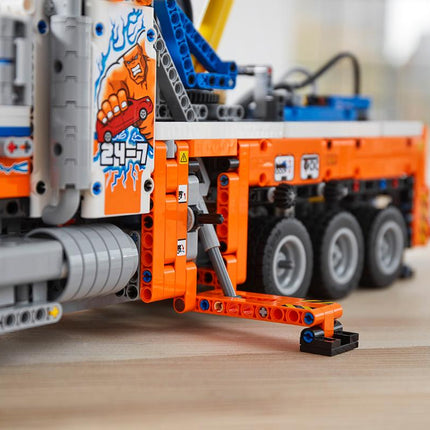 LEGO® Technic - Nagy terherbírású vontató (42128)