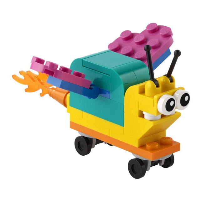 LEGO® Classic Napravi svog puža sa supermoćima - LEGO® Store Srbija