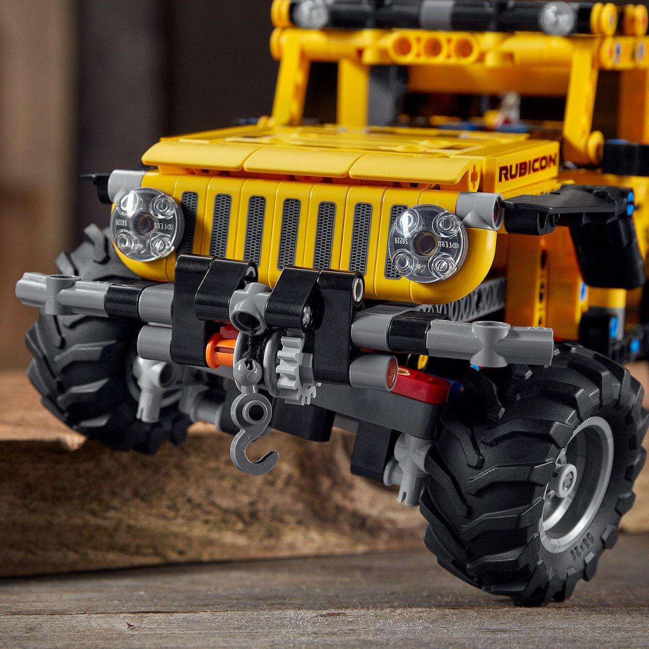 LEGO® Technic™ Jeep® Wrangler - LEGO® Store Srbija