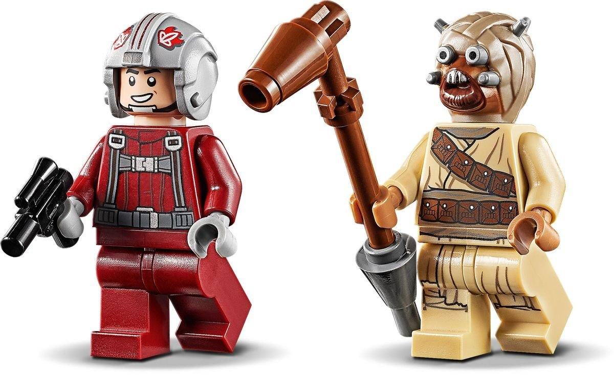 LEGO® Star Wars™ Mikroborci T-16 Skyhopper™ protiv Bantha™ - LEGO® Store Srbija