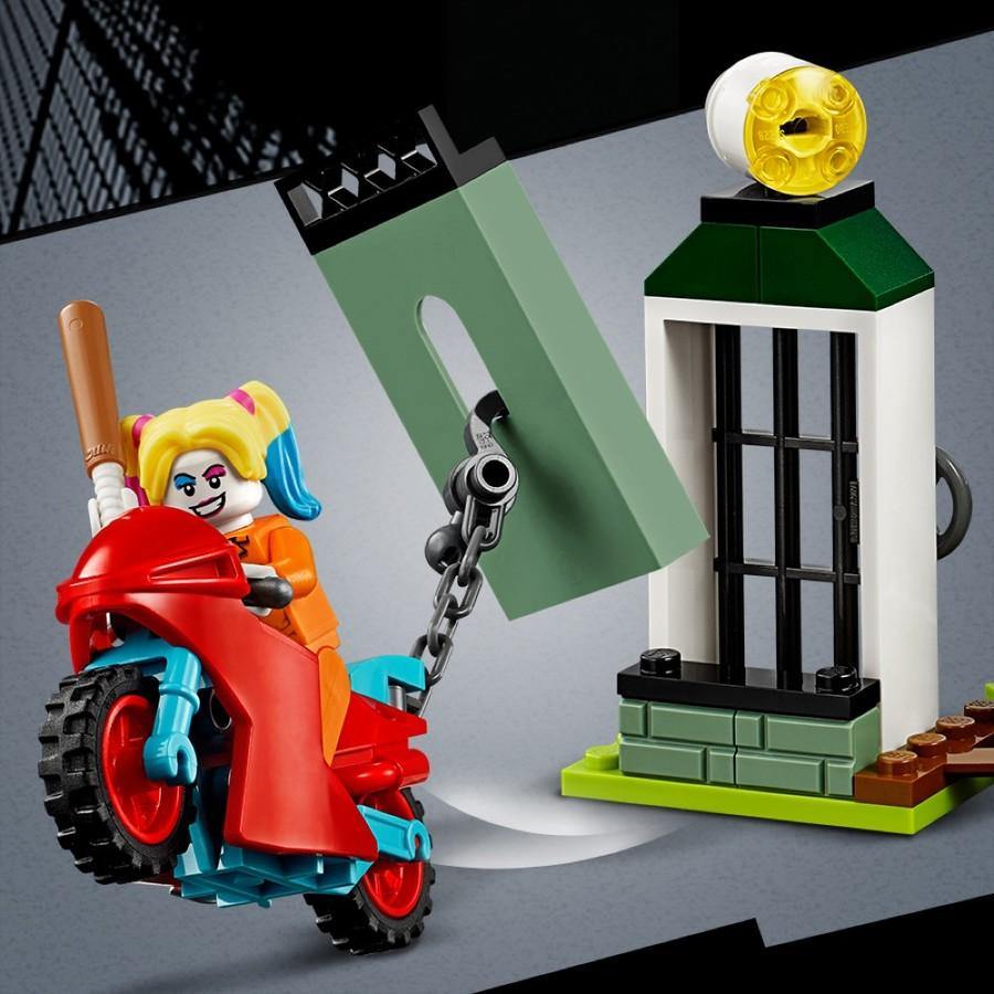 LEGO® DC Batman™-ovo i The Joker™-ovo bekstvo - LEGO® Store Srbija